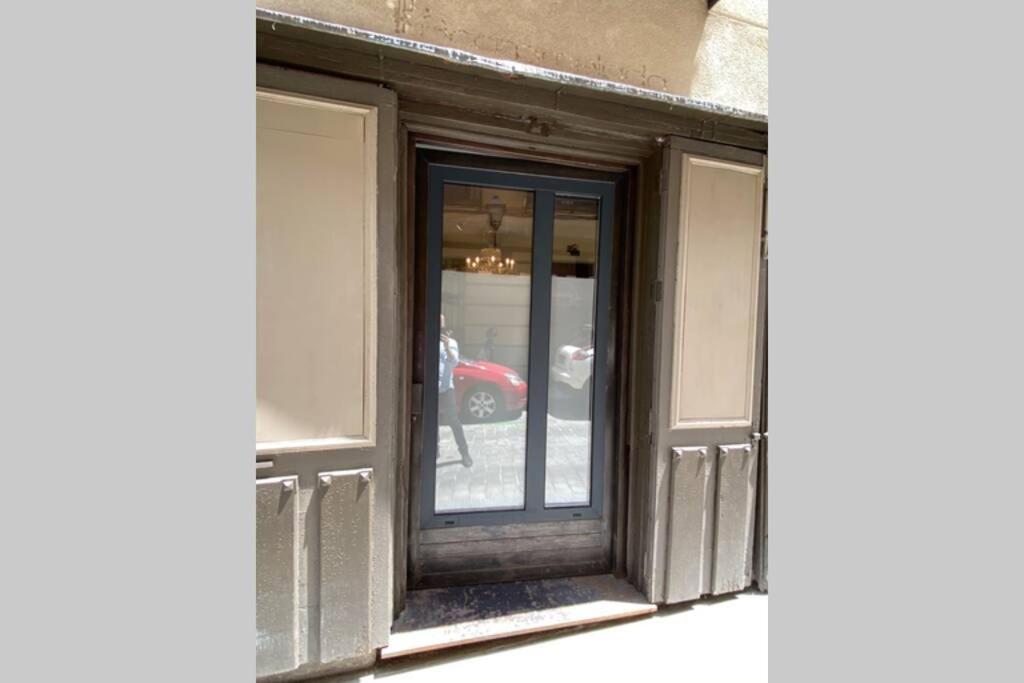 Opera Suites Fidelio , Cozy Studio In The Very Center Of Madri Exterior foto