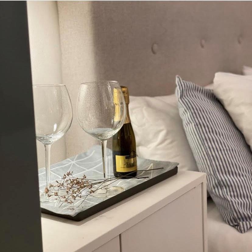 Opera Suites Fidelio , Cozy Studio In The Very Center Of Madri Exterior foto
