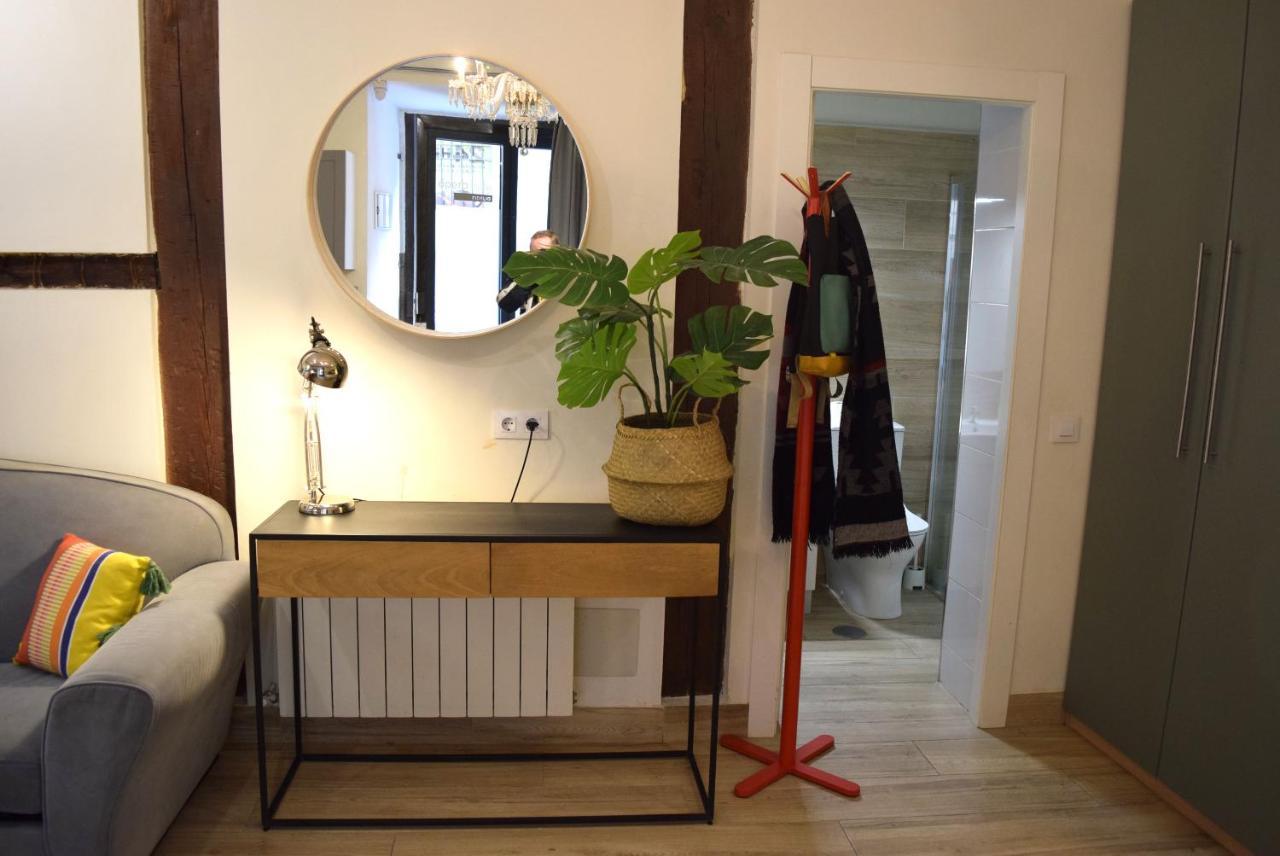 Opera Suites Fidelio , Cozy Studio In The Very Center Of Madri Exterior foto